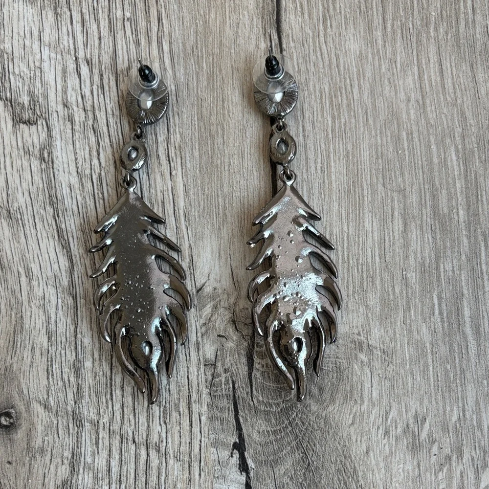 3/$15! Elegant Silver Crystal Blue Drop Earrings